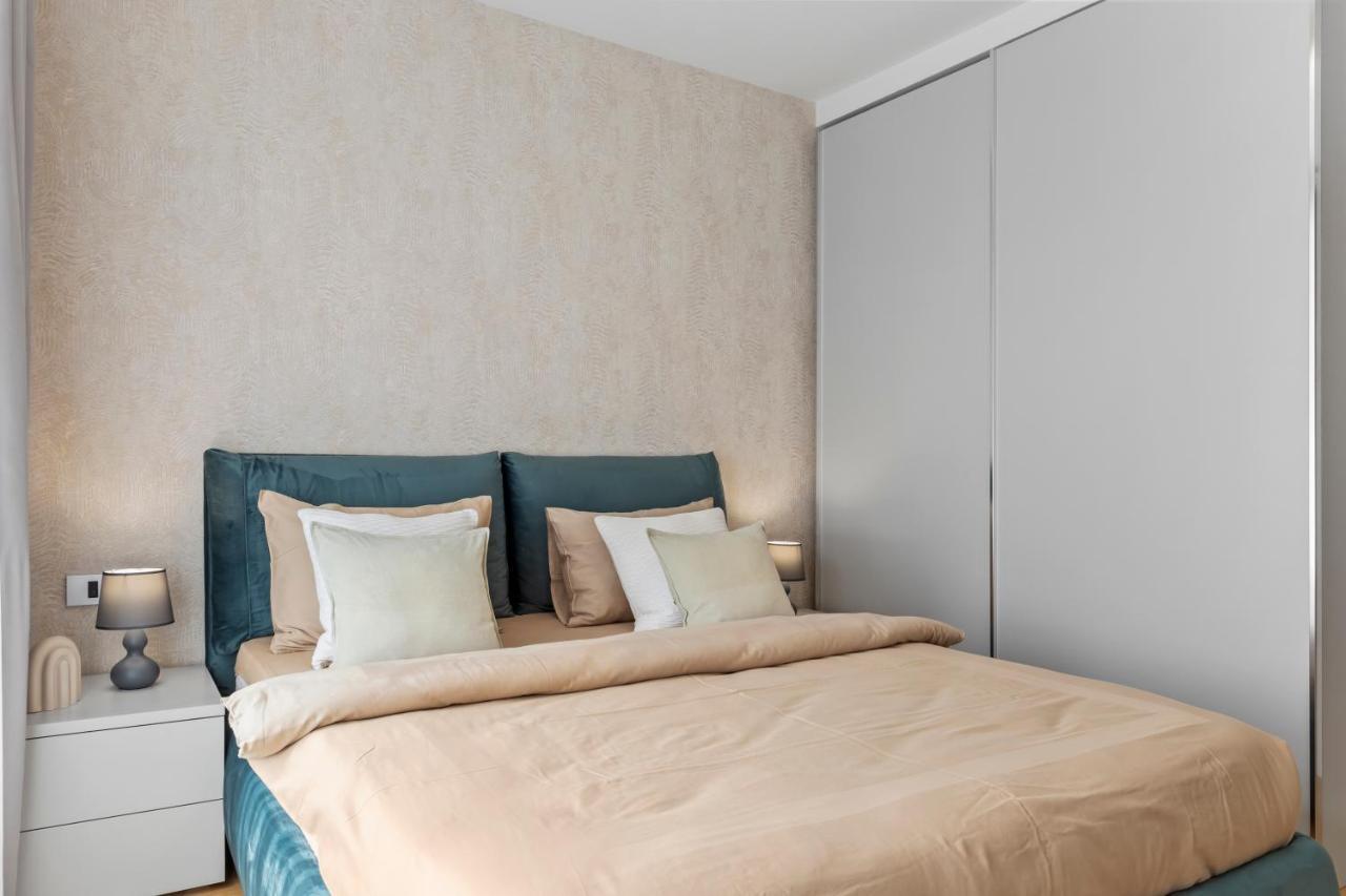 Aviation Tower Luxury Apartamento *